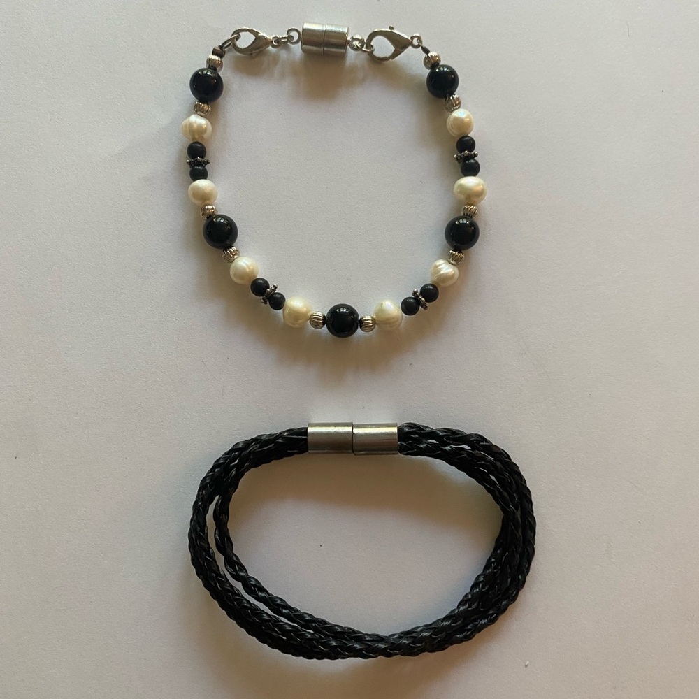 Black and White Beaded Magnetic Bracelet Set